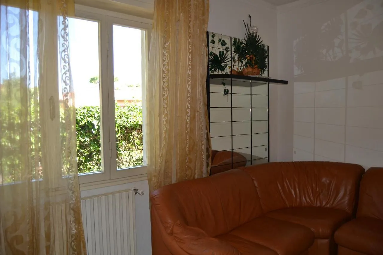 Meloria Apartament Apartment Tirrenia Italy